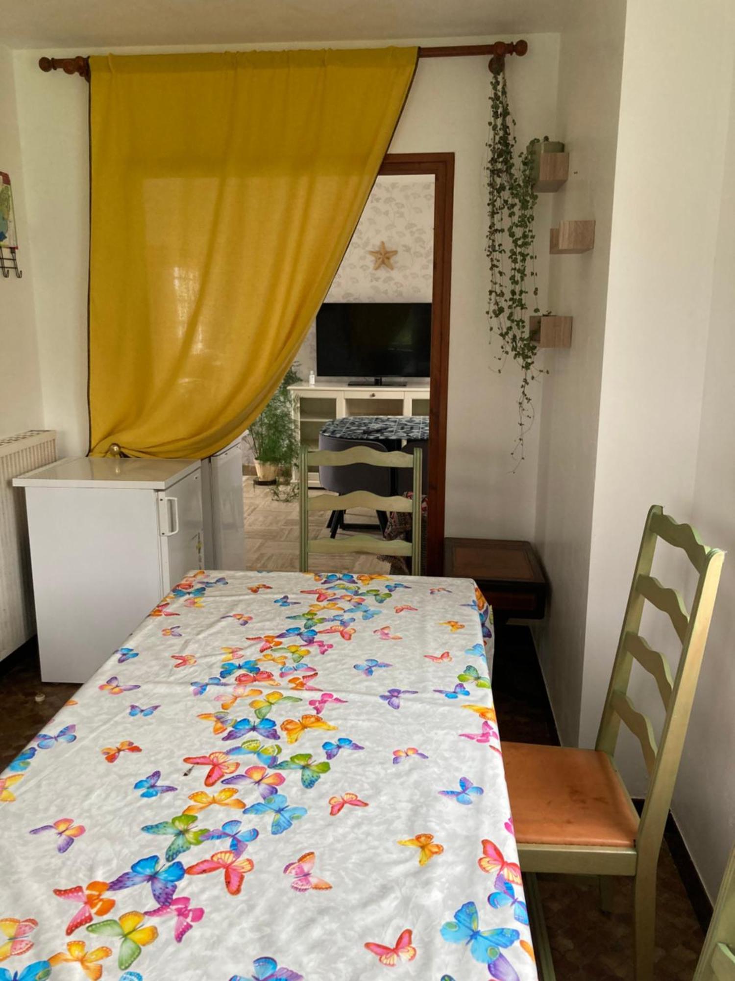 Loue Chambre Chez L Habitant Acces A La Cuisine A 10 Mn Des Plages Ploeven Dış mekan fotoğraf